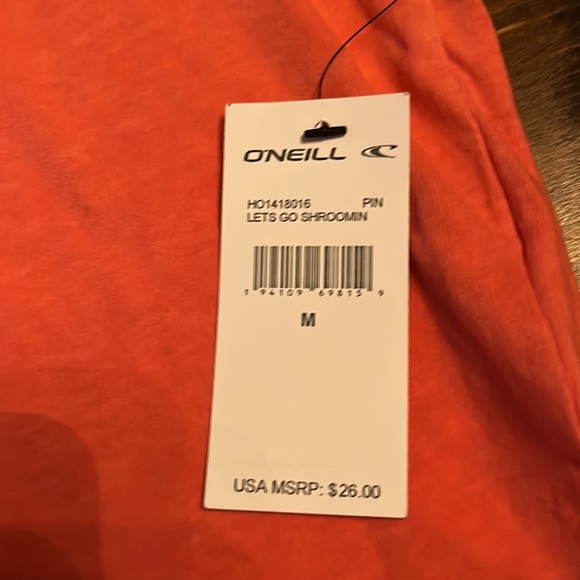 Red O’Neil crop top T-shirt size medium. - Picture 3 of 5